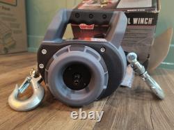 Treuil portable WARN 101575 avec perceuse à main et corde synthétique de 750 lb sur 40 pieds